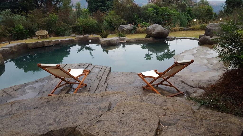 Rockwood Earth Lodge Champagne Valley Kültér fotó
